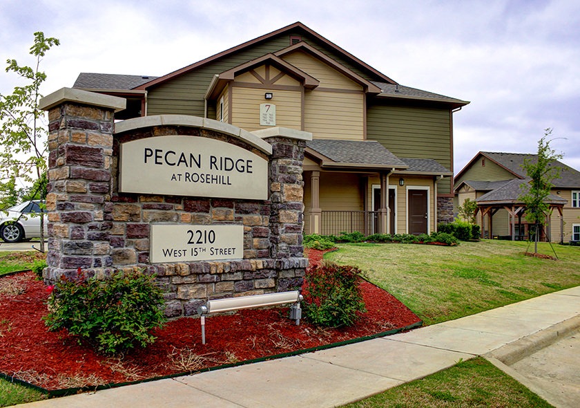 Pecan Ridge entrance sign